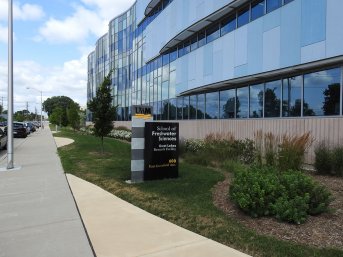 Side view of the University of Wisconsin-Milwaukee School of Freshwater Sciences